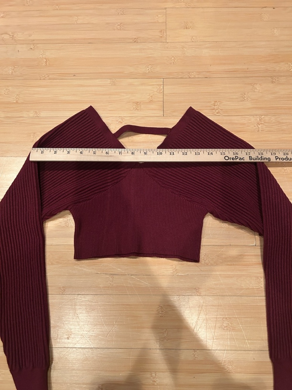 Windsor Maroon Ribbed V-Neck Cropped Sweater - Picture 2 of 9
